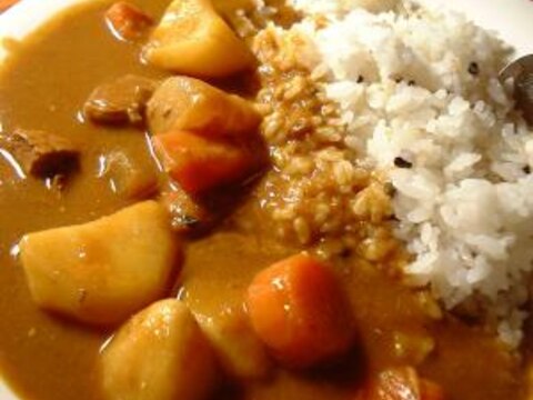 一晩ではなく3日間かけて作るカレー